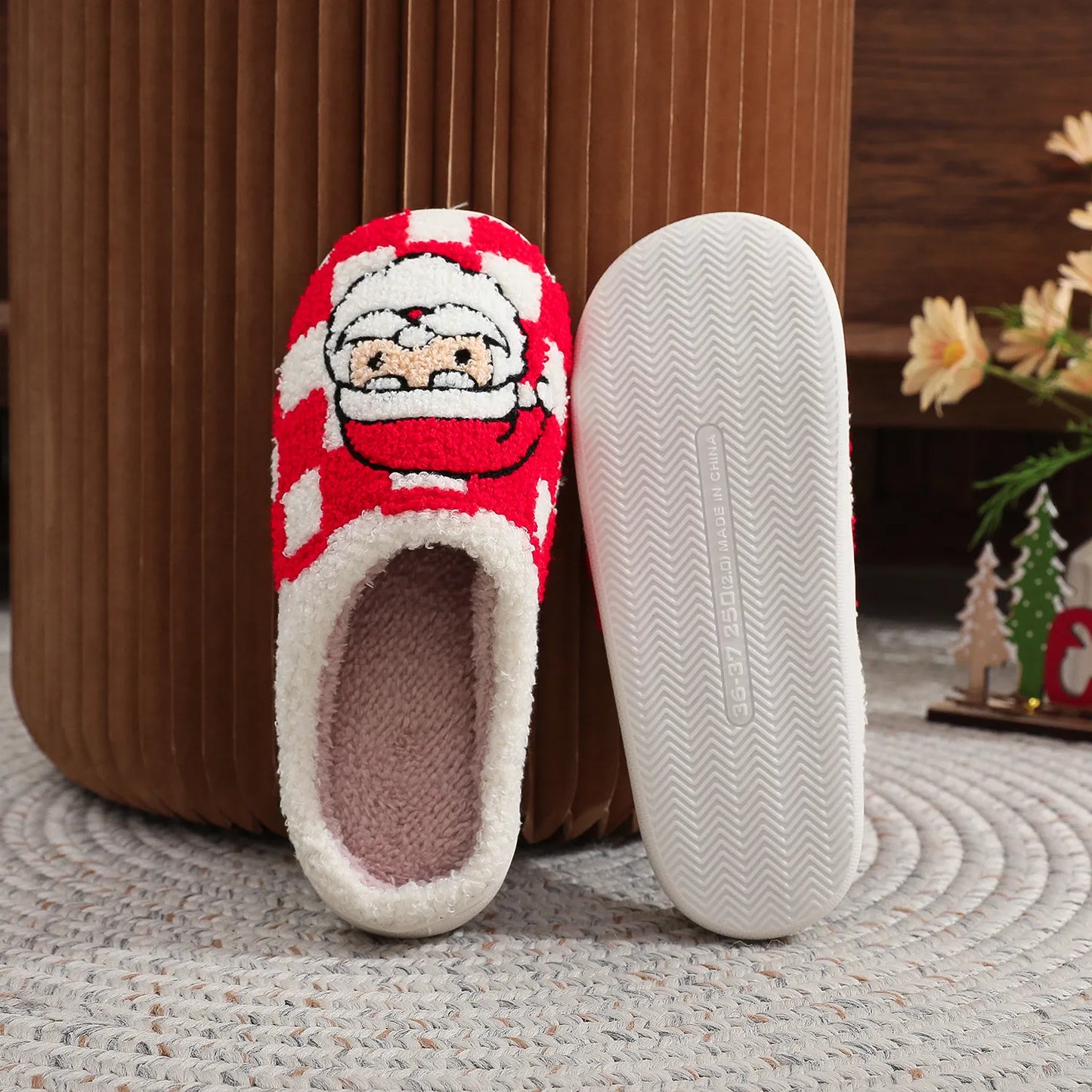 Plaid Santa Claus Slippers – Soft Fuzzy Non-Slip Winter House Shoes