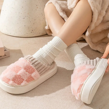 Cozy Plaid Plush Slippers – Soft Warm Indoor House Shoes